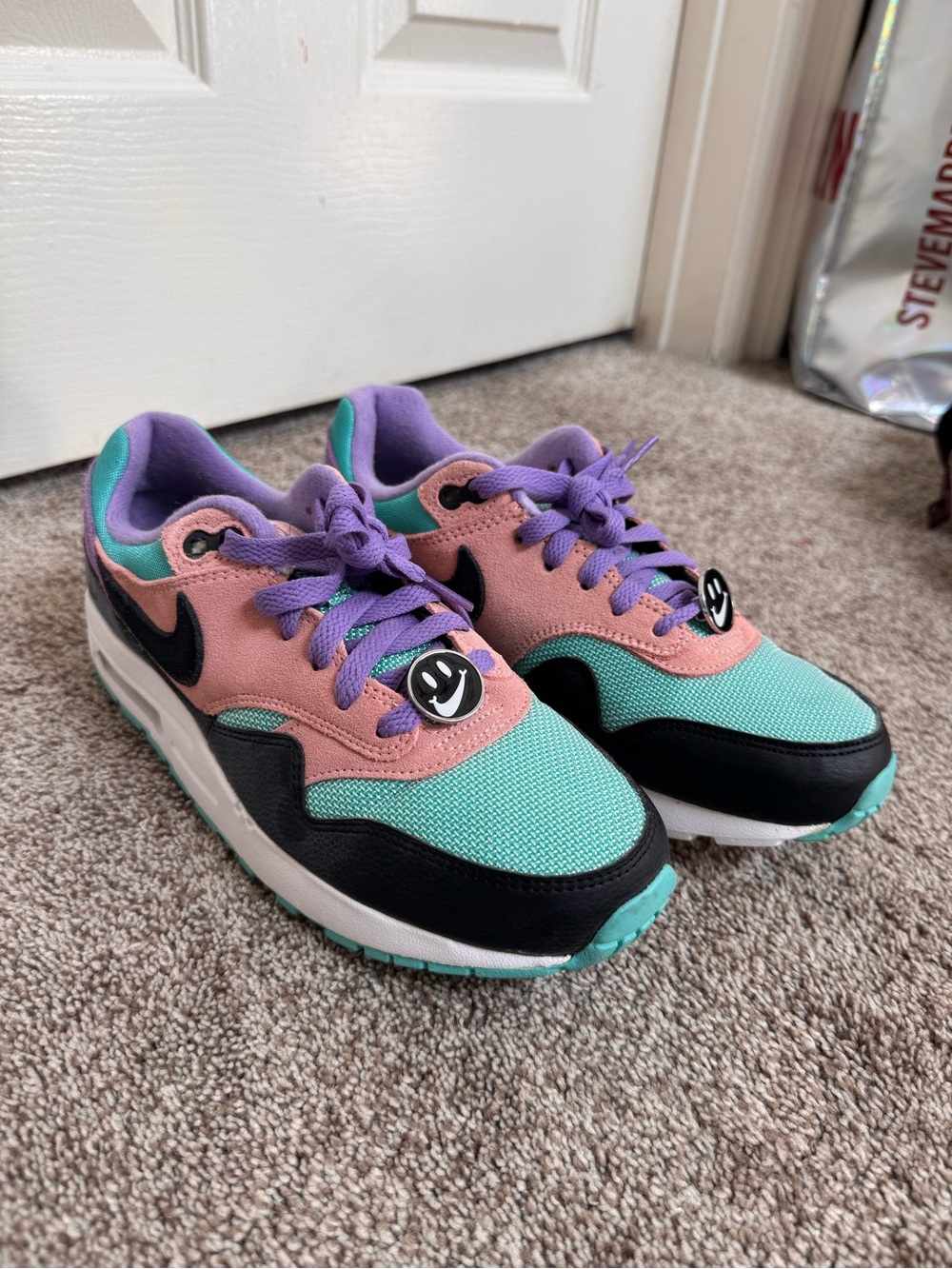 Nike Women's Mint, Pink & Black Colorblock Sneakers
